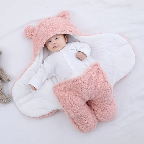 Newborn Blankets: Ultra-Soft Swaddle